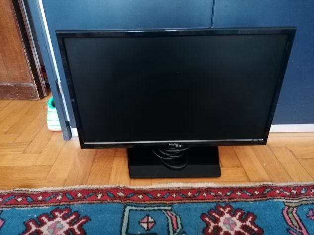 Bel TV Haier LE22M600CF 55,9 cm (22") Full HD DVB T2 con telecomando come NUOVO!