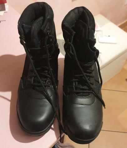 Stivali, scarponi o anfibi unisex - Foto 2