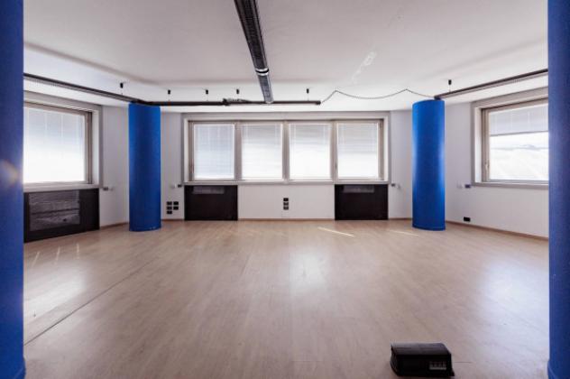 Palazzo / Stabile di 3100 m² con più di 5 locali in vendita a Brescia - Foto 4