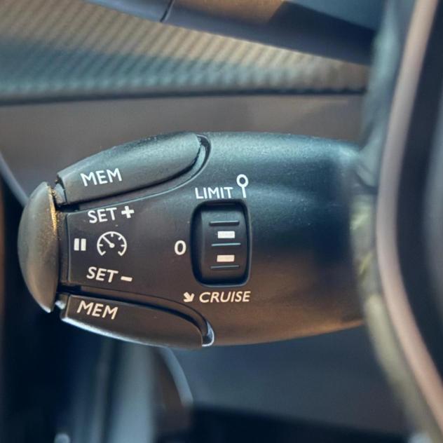 PEUGEOT - 208 1.2 puretech Allure Pack 100cv#VIRTUAL COCKPIT! - Foto 5