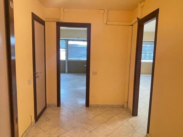 Ufficio in affitto a Massa - Foto 2