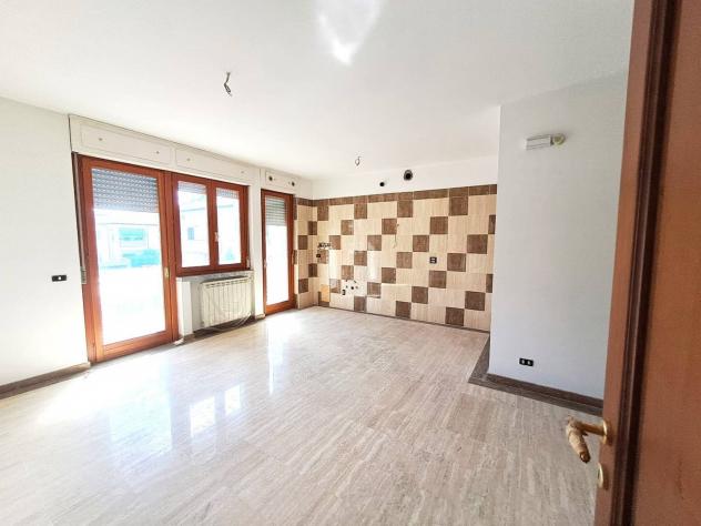Appartamento in affitto a Marina di Carrara - Carrara 65 mq Rif: 1330183