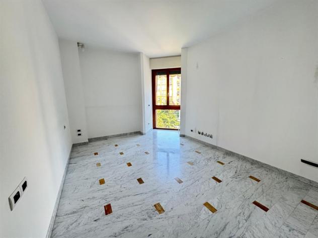 MONZA in zona residenziale AFFITTASI ULTIMO PIANO APPARTAMENTO CON TERRAZZO - Foto 14