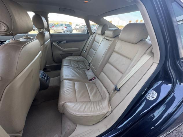 Audi A6 3.0 V6 TDI quattro - Foto 10