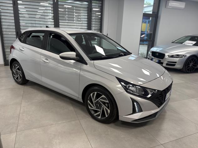 Hyundai i20 1.2 benzina 79cv anno 2024 km 3000 - Foto 3