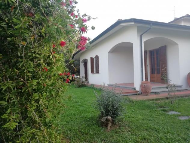casa indipendente in vendita a Cascina in zona San Frediano a Settimo