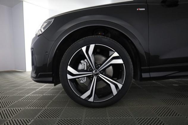AUDI Q3 Q3 40 TDI quattro S tronic Identity Black rif. 24026756 - Foto 8