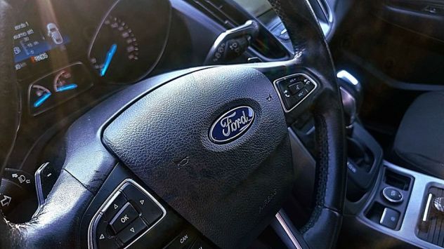 ford kuga - Foto 6
