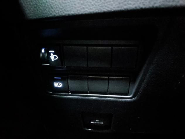 Toyota Yaris 1.5 HYBRID 95CV E-CVT AUTOMATIC HB TREND (TEAM DEUTSCHLAND) - FULL LED NAV CARPLAY CLIMA CAMERA CERC - Foto 5