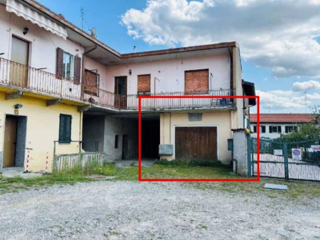 Immobile in asta di 127 m² con più di 5 locali e box auto in vendita a Vergiate - Foto 2