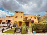 Trilocale Ristrutturato al Piano Terra con Giardino e Piscina
