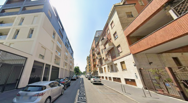 Trelocali 70Mq con balcone e lavanderia - P.ta Genova