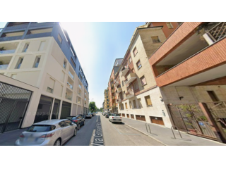 Trelocali 70Mq con balcone e lavanderia - P.ta Genova