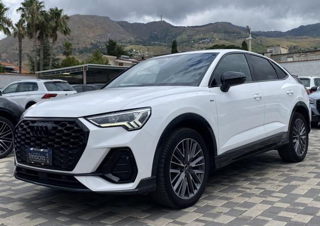 Audi Q3 SPB S Line interno ed esterno 2.0 TDI 200CV S-Tronic quattro 40