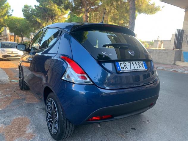 LANCIA - Ypsilon - 1.0 FireFly 5p. S&S Hybrid Oro - Foto 10