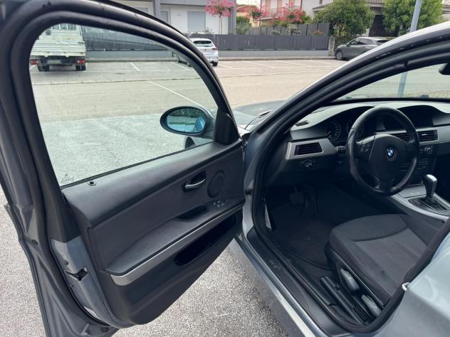 BMW 320d Touring Automatica 163 CV Cambio e Motore Perfetti - Foto 10
