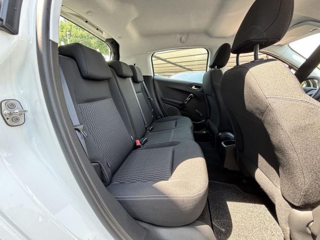 Peugeot 208 1.2 12V VTi 82cv Active - Foto 8