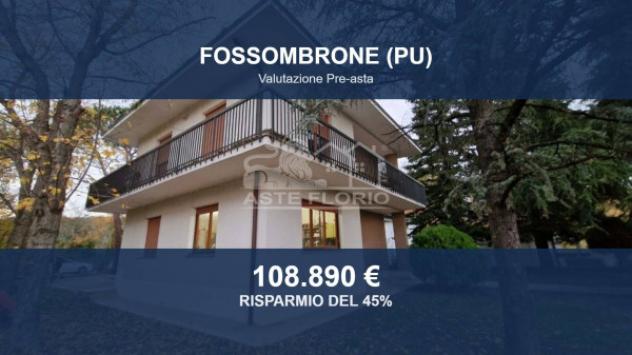 Immobile in asta di 316 m² con più di 5 locali e box auto in vendita a Fossombrone