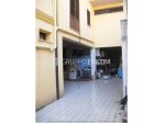 Magazzini e locali di deposito di 180 mq  in vendita a Carini - Rif. 3541645