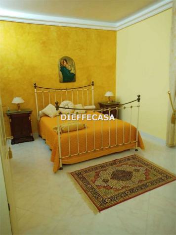 V2627 - In vendita a Marsala in periferia villa indipendente con veranda coperta e 3 box auto - Foto 6