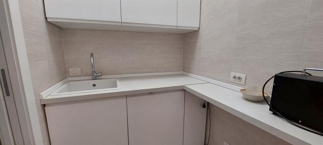 MONZA Centro - ufficio ristrutturato ed arredato in locazione - Foto 5