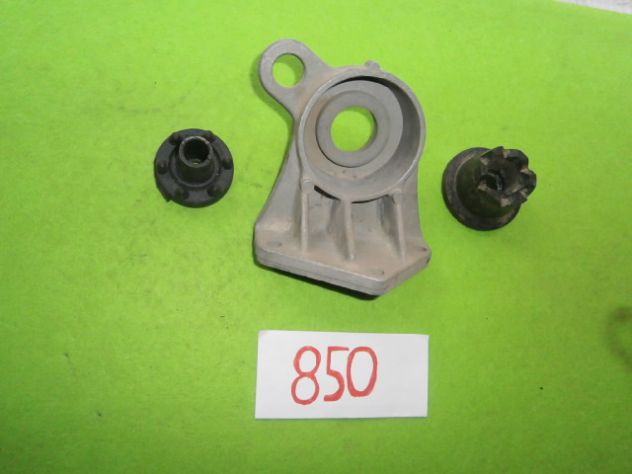Fiat 850 sport spider special Supporto motore completo di tassell e gommino - Foto 2