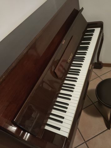 PIANOFORTE COME NUOVO ( usato pochissimo)