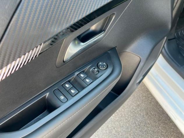 PEUGEOT 208 Allure Hybrid 136 e-DCS6 auto rif. 24039064 - Foto 6