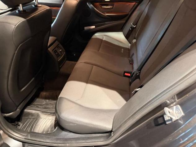 BMW 318 d Touring Modern rif. 24107921 - Foto 8