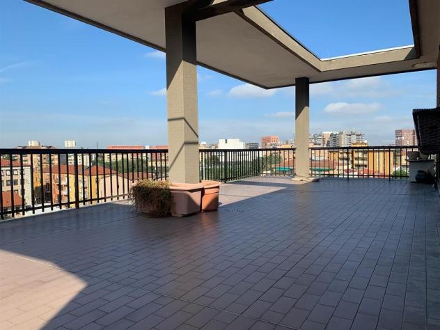 Appartamento/Attico 2 Locali con Terrazzo in Vendita a Milano