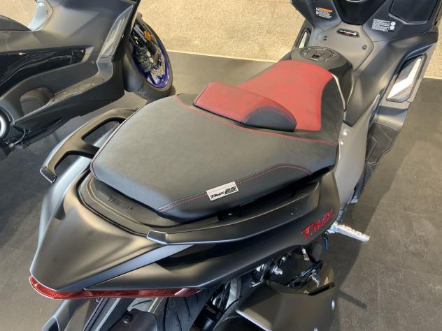 Yamaha T Max 560 SPECIAL 25 th - Foto 6