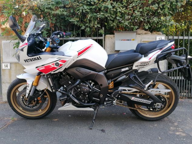 Yamaha Fazer 8 - Scivolata - Accessoriata - Foto 5
