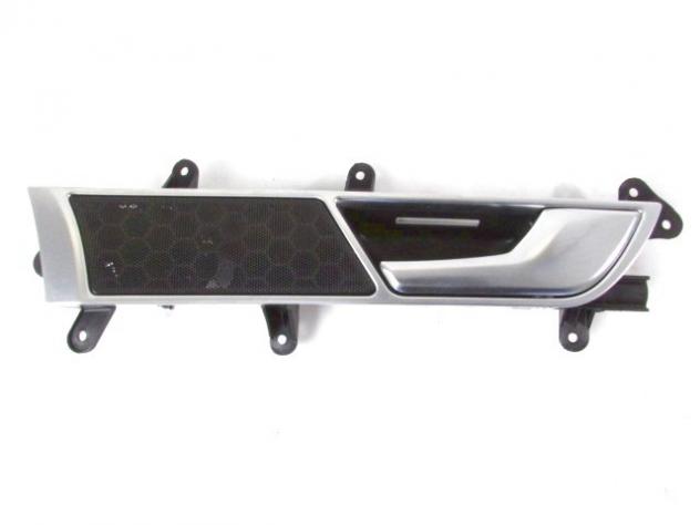 4F0837020 MANIGLIA INTERNA PORTA ANTERIORE LATO DESTRO PASSEGGERO AUDI A6 SW 3.0 D 176KW AUT 5P (2011) RICAMBIO USATO