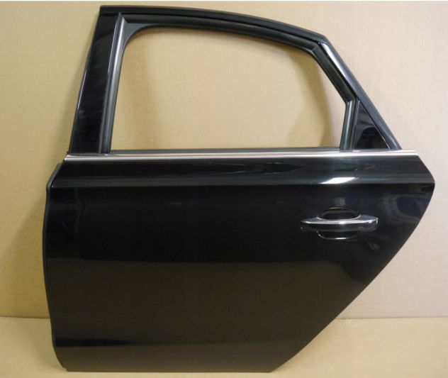 PORTA SPORTELLO POSTERIORE SINISTRO AUDI A8 4H DAL 2010 IN POI