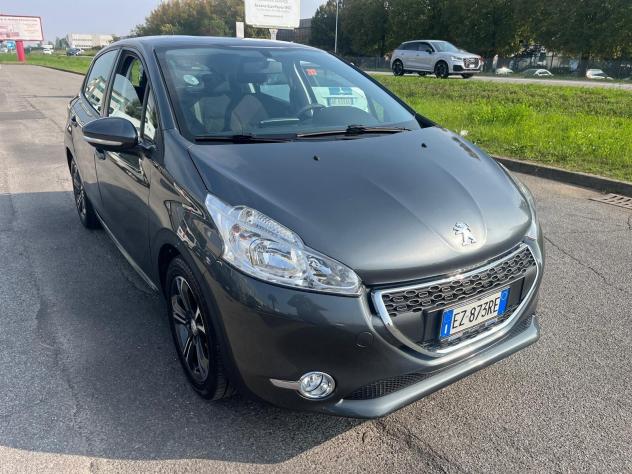 Peugeot 208 1.4 HDi 68 CV 5 porte Access - Foto 2