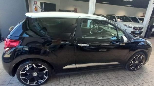 DS AUTOMOBILES DS 3 1.4 HDi 70 Chic rif. 23877889 - Foto 4