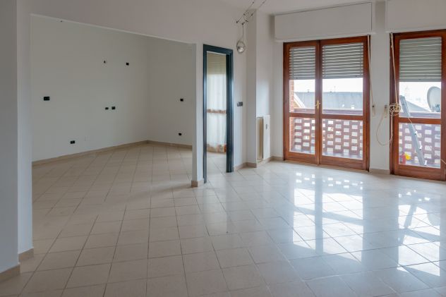 Asti : Investimento ad Alta Rendita (Lordo fino a 7% - Netto Reale fino a 5,6%) - Foto 2