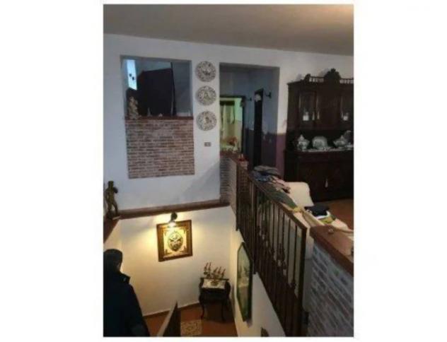 Immobile in asta di 164 m² con più di 5 locali e box auto in vendita a Catania - Foto 12