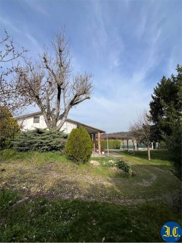 V005397 - CUSTOZA - VILLA SINGOLA CON AMPIO VERDE PRIVATO. - Foto 11