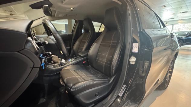 MERCEDES-BENZ GLA 200 1.6 B 156CV - 2015 - Foto 10