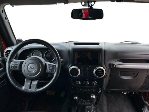 Jeep Wrangler 2.8 CRD DPF Sahara Auto - Foto 8