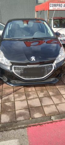 Peugeot 208 1.0 Benzina con 95000km unica proprietaria