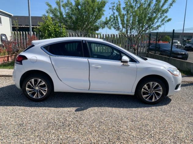 DS AUTOMOBILES DS 4 1.6 e-HDi 110 airdream Chic rif. 23642695 - Foto 4