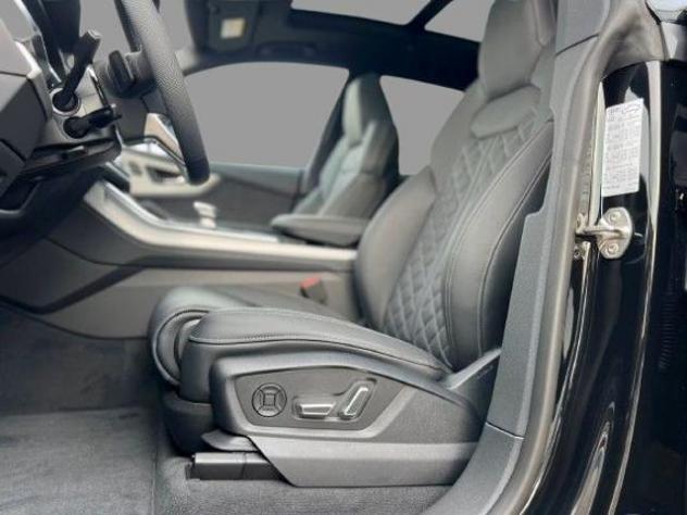 AUDI SQ8 SUV TFSI quattro tiptronic sport attitude rif. 23904918 - Foto 3
