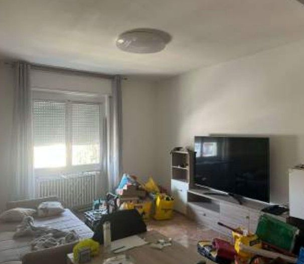 ASTA OCCASIONE: ARLUNO (MI) VIA DEL CARSO trilocale, cantina e box - Foto 10