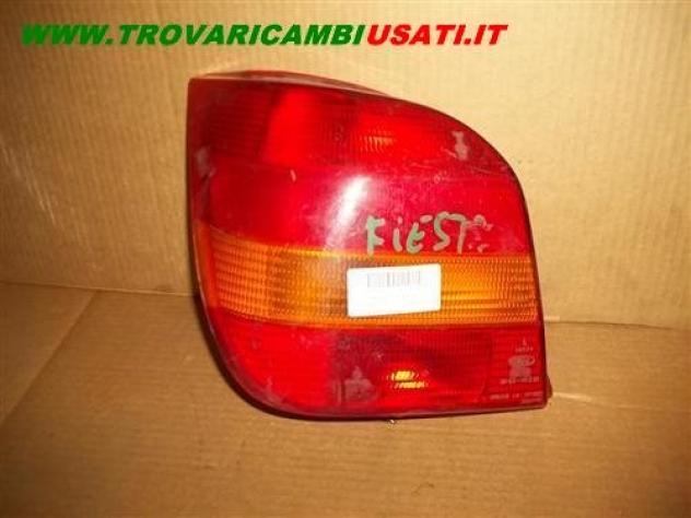 BASE FANALE POST.S. FORD FIESTA (CX) Carrozzeria Lamierati interni Parete posteriore Sede FORD - FIESTA - 01-01-1989 - 01-08-1995