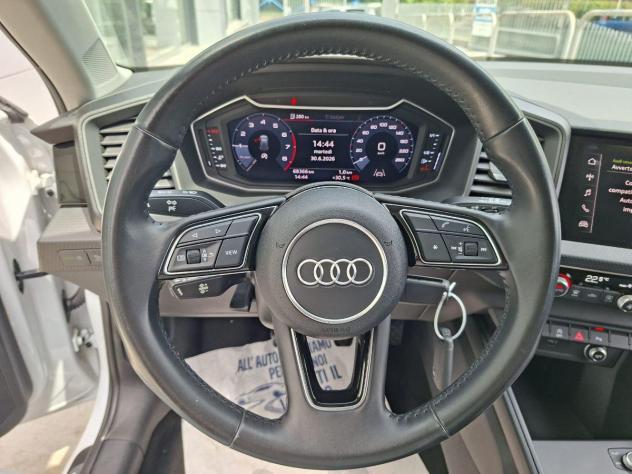 AUDI - A1 - SPB 25 TFSI Admired - Foto 8