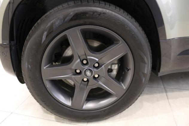 LAND ROVER Defender 110 3.0D I6 250 CV AWD X-Dynamic SE 7 POSTI rif. 23973246 - Foto 8