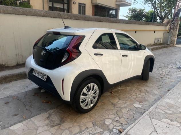 TOYOTA Aygo X 1.0 72 CV Active rif. 23972379 - Foto 4