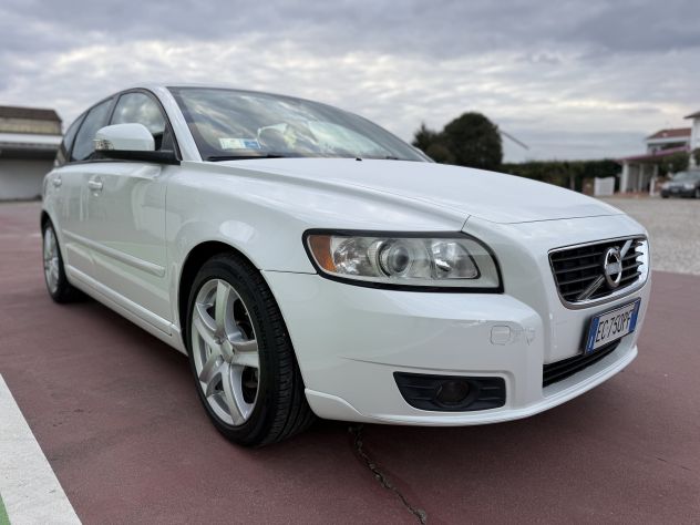 VOLVO V50 molti lavori eseguiti - Foto 5